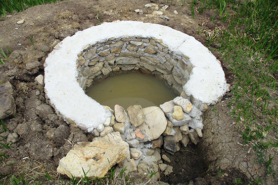 ハヒマウ集落で新しく造った水源