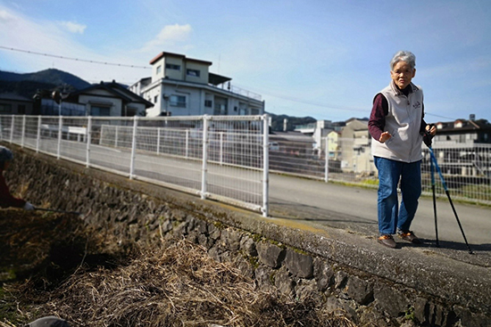 お散歩中の住民さんともおしゃべり